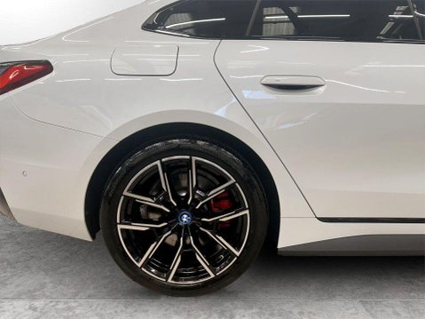 BMW i4 40 83.9kWh M Sport Gran Coupe 5dr Electric Auto eDrive (340 ps) 1 Owner - 10