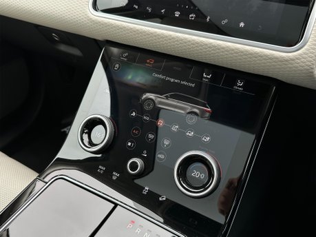 Land Rover Range Rover Velar R-DYNAMIC SE 63