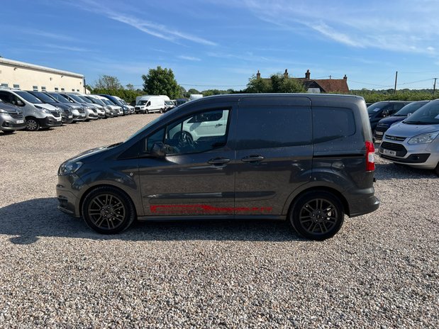Ford Transit Courier SWB L1H1 Low Roof Sport Air Con Alloys EURO 6 NO VAT 1