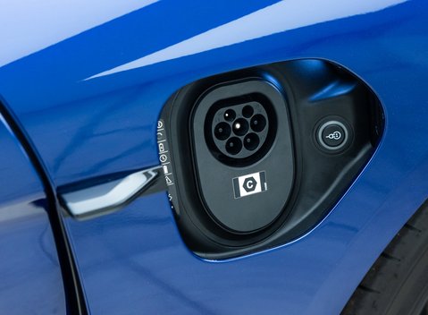 Porsche Taycan GTS Sport Turismo 35