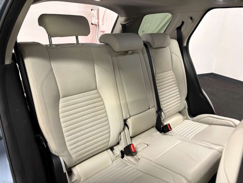 Land Rover Discovery Sport 2.0 Discovery Sport HSE D Auto 4WD 5dr 31