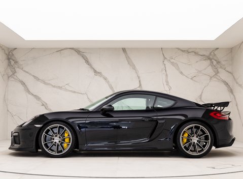 Porsche Cayman GT4 (718) 2