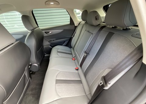 MG MGS5 EV 64kWh TROPHY 16