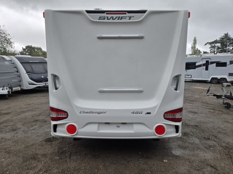 Swift Challenger 480  4