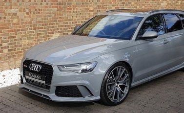 Audi RS6 Avant Performance 6