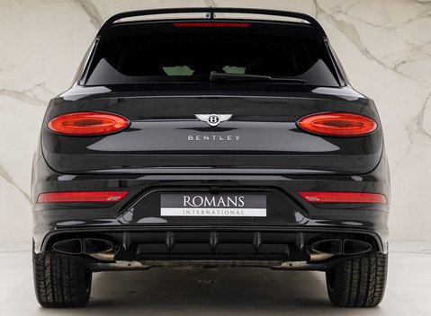 Bentley Bentayga V8 4