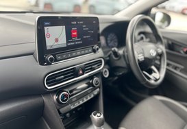 Hyundai KONA 1.6 h GDI PREMIUM AUTO PETROL HYBRID 30