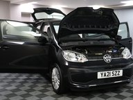 Volkswagen Up BASE 15