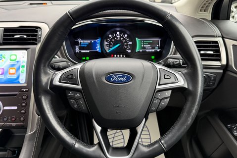 Ford Mondeo VIGNALE HYBRID - RARE CAR -CAMERA-HEATED/COOLED/ELECTRIC SEATS -HUGE SPEC 7