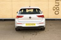 Volkswagen Golf LIFE TSI 6