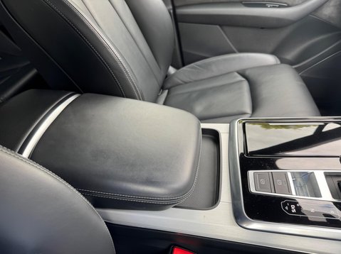 Audi Q7 TDI QUATTRO S LINE MHEV 42