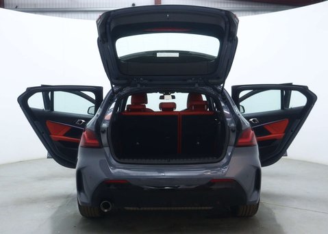 BMW 1 Series 1.5 118i M Sport (LCP) Hatchback 5dr Petrol DCT Euro 6 (s/s) (136 ps) 60