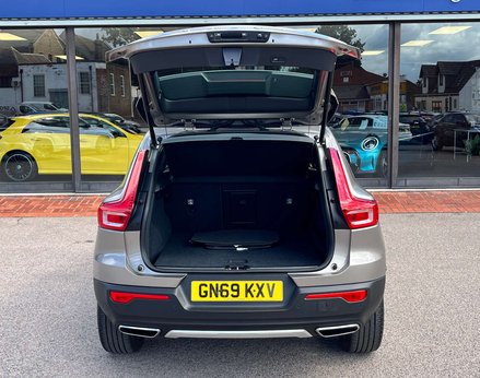 Volvo XC40 2.0 XC40 Inscription Pro T4 Auto 5dr 65