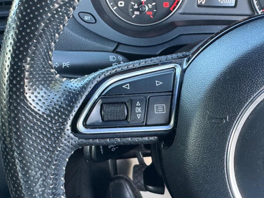 2016 Audi Q3 — image 26