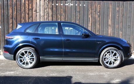 Porsche Cayenne V6 - Stunning Low Mileage 1 Owner Car with Club Interior and High Spec 1