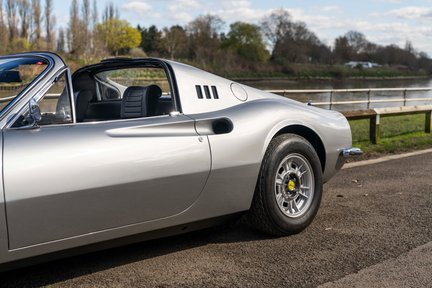Ferrari Dino 246 GTS 12