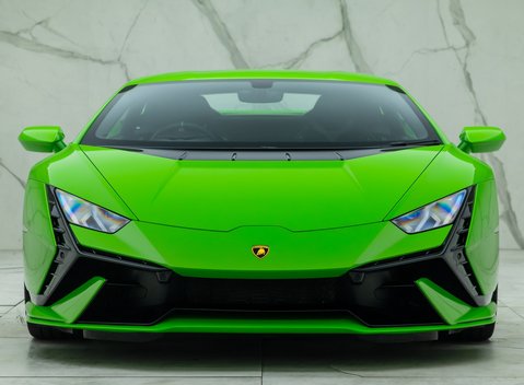 Lamborghini Huracan TECNICA 7