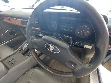 Jaguar XJS C V12 1987 11