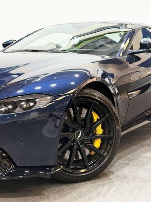Aston Martin Vantage 4.0 V8 Coupe 2dr Petrol Auto Euro 6 (510 ps) 1