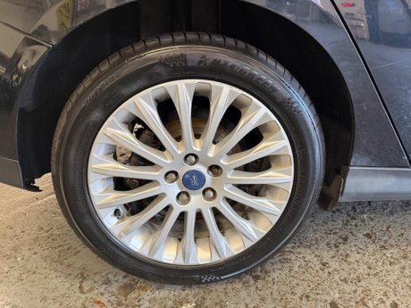 Ford Focus 2.0 TDCi Titanium X Powershift Euro 5 5dr 29