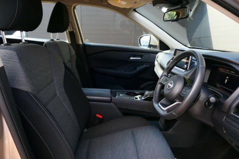 Nissan X-Trail 1.5 X-Trail Acenta Premium MHEV CVT 5dr 22