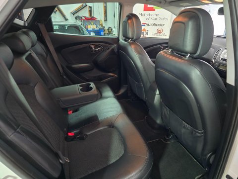 Hyundai ix35 1.7 CRDi Premium Euro 5 (s/s) 5dr 18