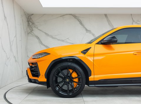 Lamborghini Urus 36