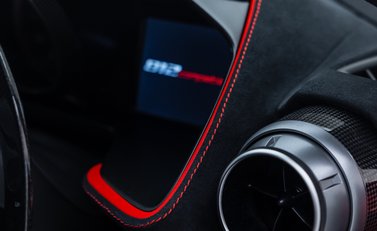 Ferrari 812 Competizione 27