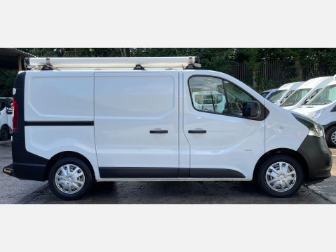 Vauxhall Vivaro 1.6 CDTi 2900 ecoFLEX L1 H1 Euro 5 (s/s) 5dr 8