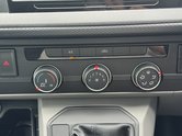 Volkswagen Transporter AUTO SWB L1H1 Low Roof Startline T32 Air Con Sensors EURO 6 32