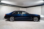 Rolls-Royce Ghost V12. STARLIGHT. H, C & M SEATS. REAR ENTERTAINMENT. HUD. A/CRUISE CONTROL 7
