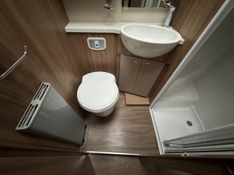 Swift Kon Tiki 669 27