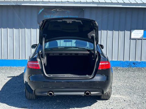 Jaguar XE 2.0i Portfolio Auto Euro 6 (s/s) 4dr 8