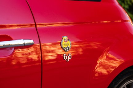 Abarth 695 Tributo Ferrari 11