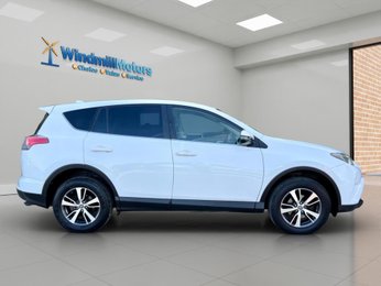 Toyota Rav4 2.0 D-4D Business Edition Plus Euro 6 (s/s) 5dr (Safety Sense, Nav)