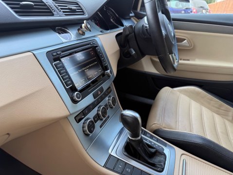 Volkswagen CC 2.0 TDI BlueMotion Tech R-Line DSG Euro 5 (s/s) 4dr 35