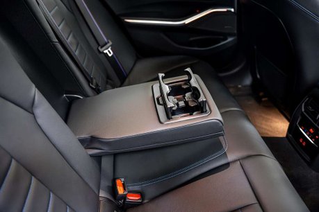 BMW 3 Series 3.0 M340d MHT Touring 5dr Diesel Hybrid Auto xDrive Euro 6 (s/s) (340 ps) 21