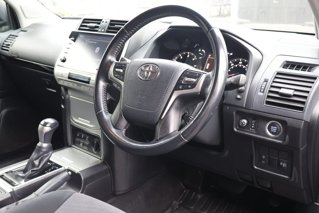 Toyota Land Cruiser ACTIVE COMMERCIAL WITH A REAR SEAT CONVERSION  12