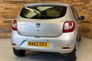 Dacia Sandero 1.5 dCi Laureate Hatchback 5dr Diesel Manual Euro 5 (90 ps) 85