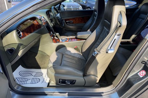 Bentley Continental GT - CYPRESS GREEN - 15 SERVICES RECORDED  23