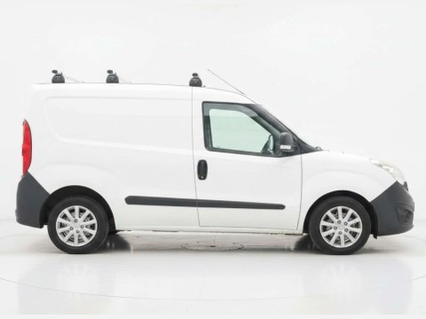 Vauxhall Combo 1.3 CDTi 2000 16v Temperature Controlled 3dr Diesel Manual FWD L1 H1 (133 g 7