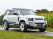 Land Rover Defender D250 SE County Edition 3