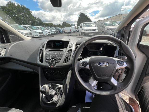 Ford Transit Connect LWB L2H1 Low Roof Air Con EURO 6 NO VAT 43