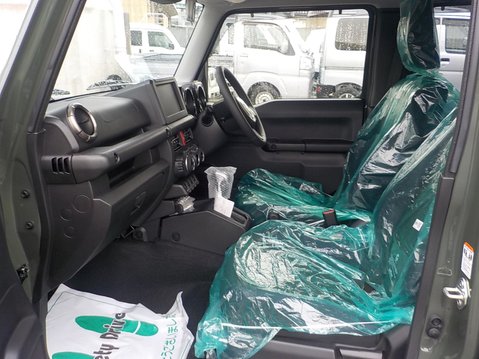 Suzuki Jimny Nomade 5 Door FC 4WD ALLGRIP 1.5 AUTO + JC74W NEW DELIVERY MILEAGE 14