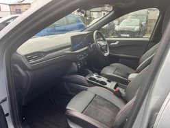 Ford Kuga 2.5h Duratec ST-Line CVT Euro 6 (s/s) 5dr 35