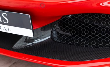 Ferrari F8 Tributo Spider 30