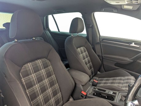 Volkswagen Golf 2.0 Golf GTD 5dr 30