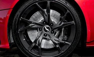 Aston Martin DBS Superleggera 10