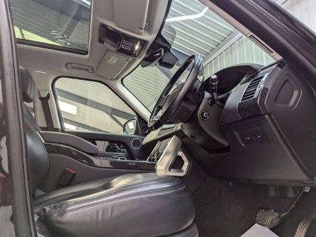 Land Rover Range Rover 4.4 Range Rover Vogue SE SDV8 Auto 4WD 5dr 50