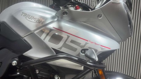Triumph Tiger SPORT 2017 ONLY 14K TINTED SCREEN MOT MAY 2027 25